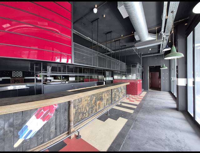6,227M² RETAIL TO LET IN CRAIGHALL PARK
